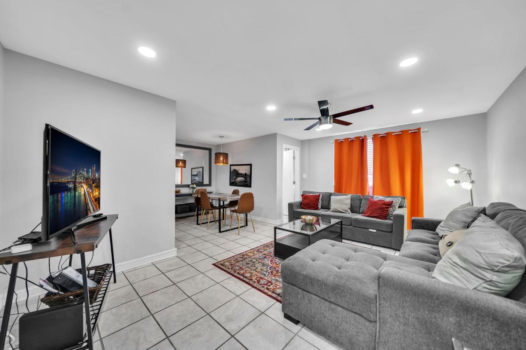 Apartment Beautiful Space In Heart Of Downtown Atl Atlanta